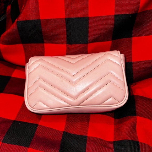Gucci Calfskin Matelasse Monochrome GG Marmont Chain Belt Bag Perfect Pink - Picture 2 of 6